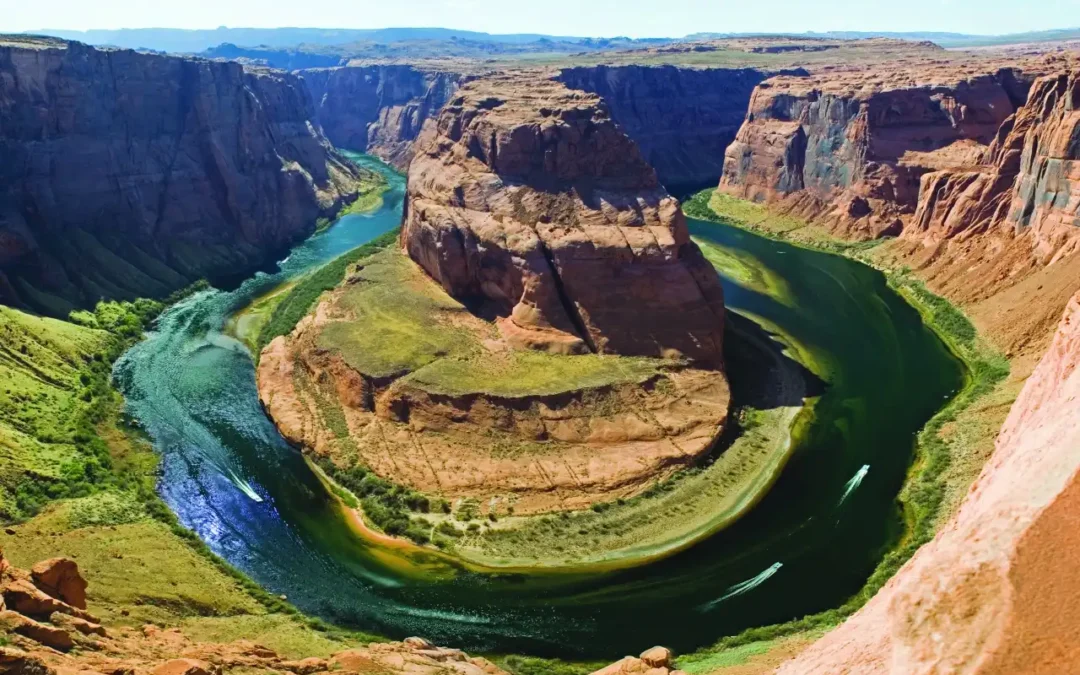 Horseshoe Bend in Spring